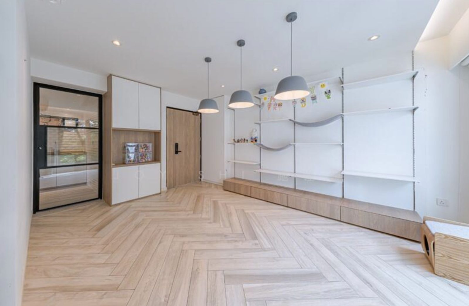 53 Commonwealth Drive 3