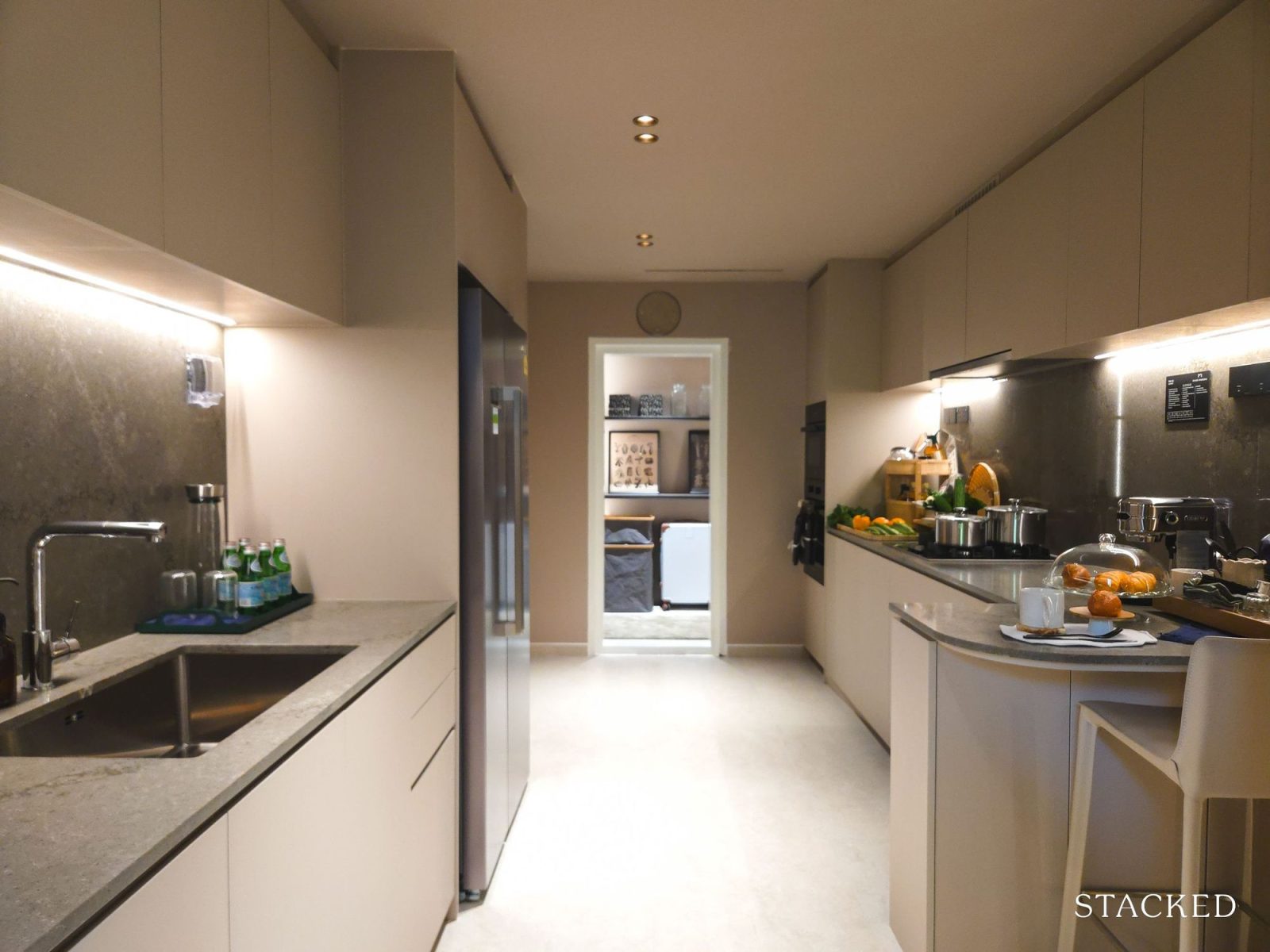 River Modern 4 Bedroom 17