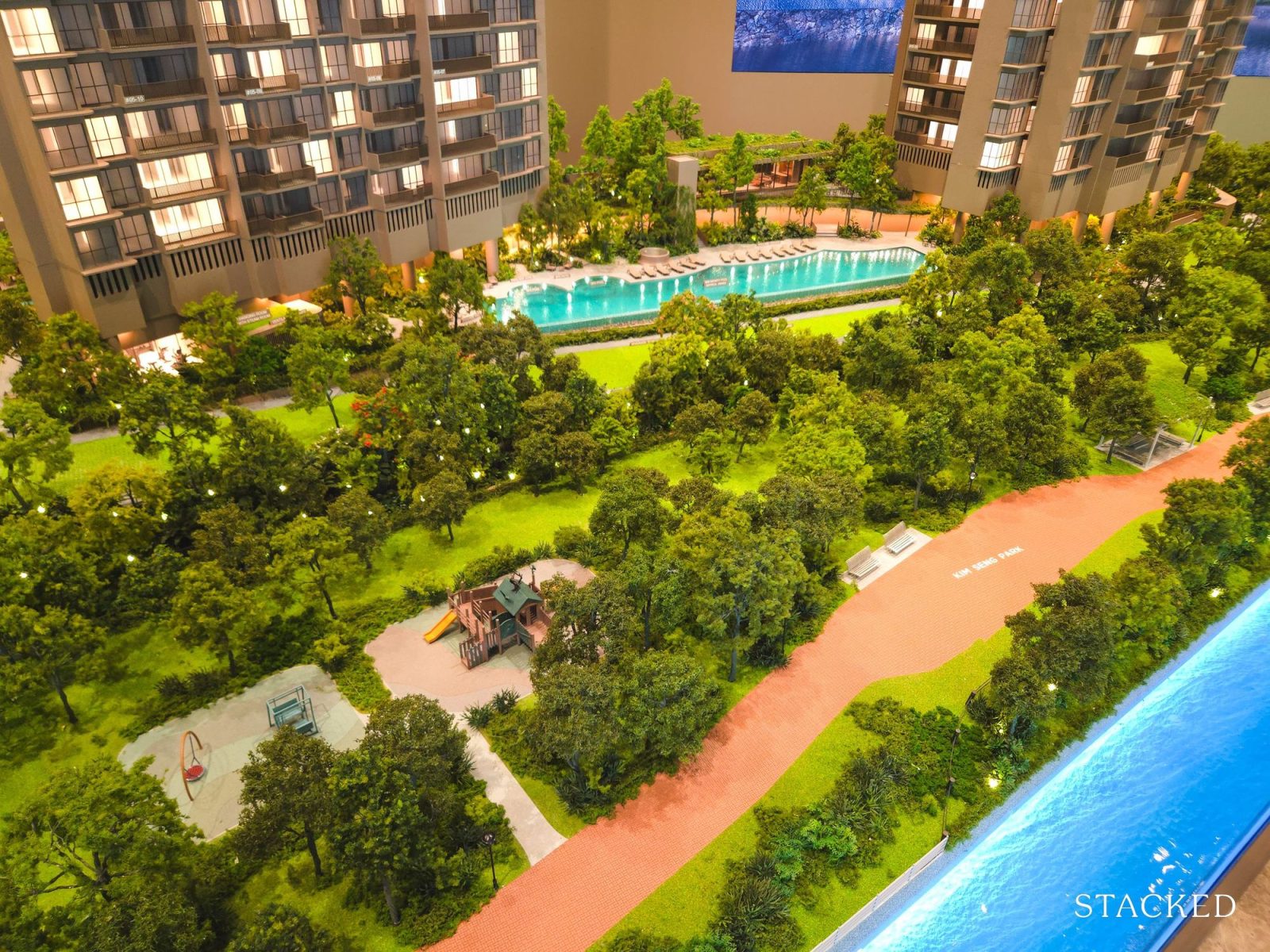 River Modern Model 9