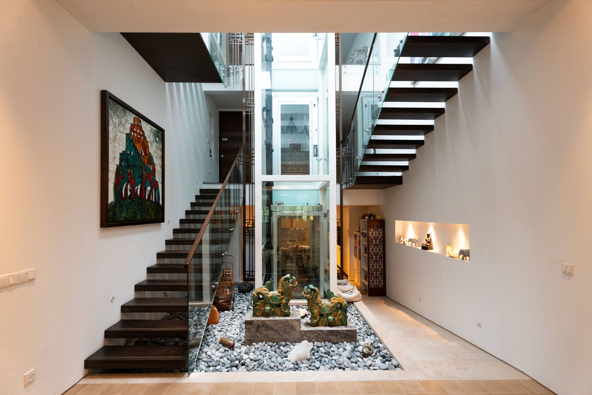 Colliers 124 Cairnhill Road InternalLift PebbleGarden