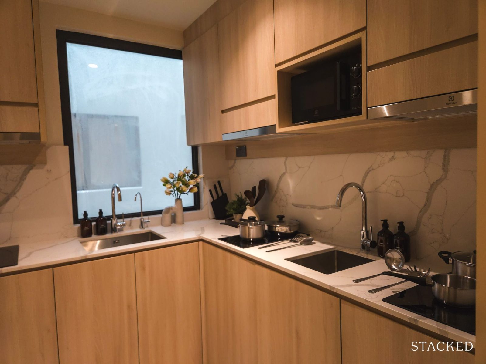 COLIWOO MIDTOWN 4BR 10