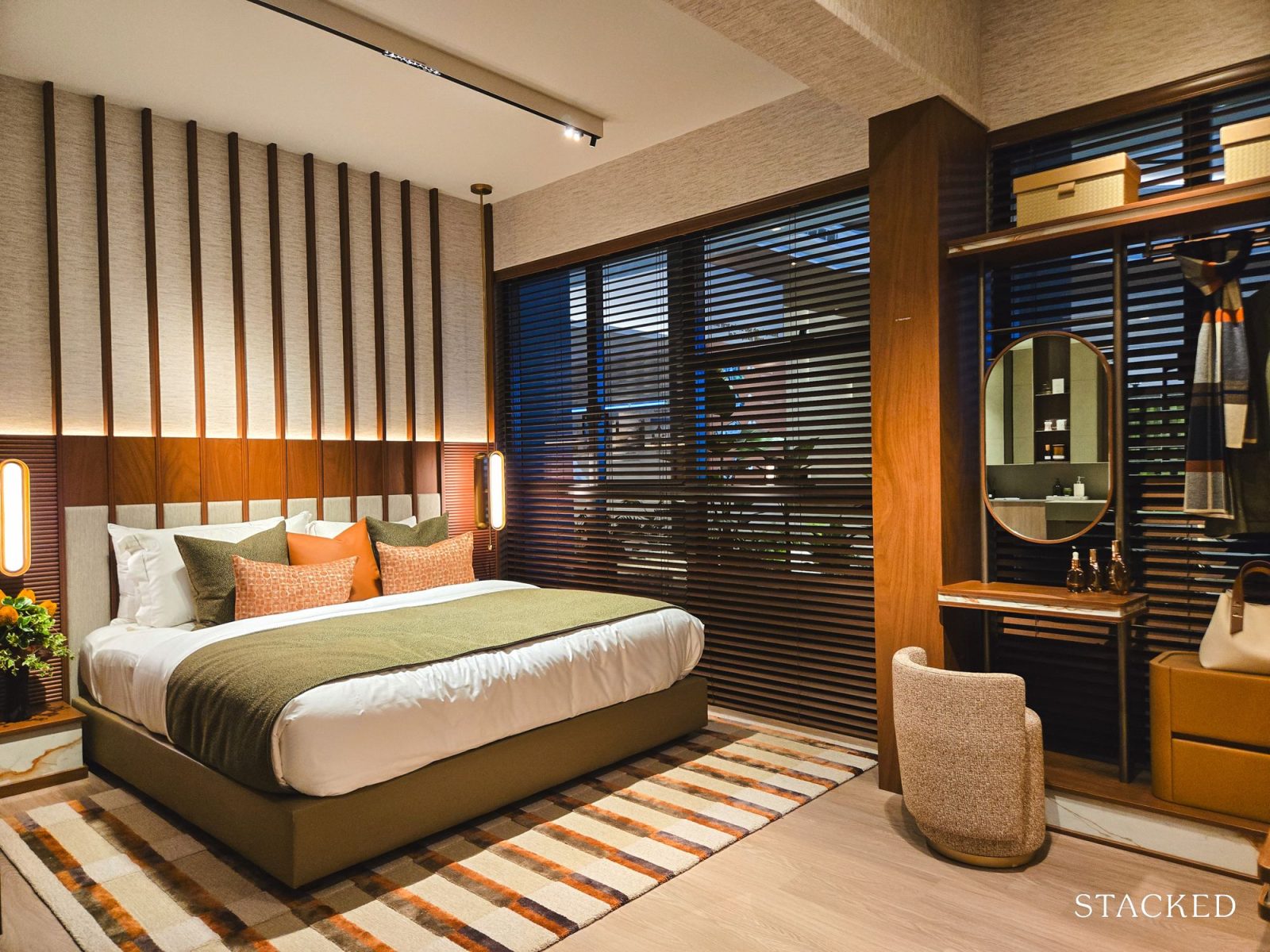 PINERY RESIDENCES 3BR PREMIUM+STUDY 14