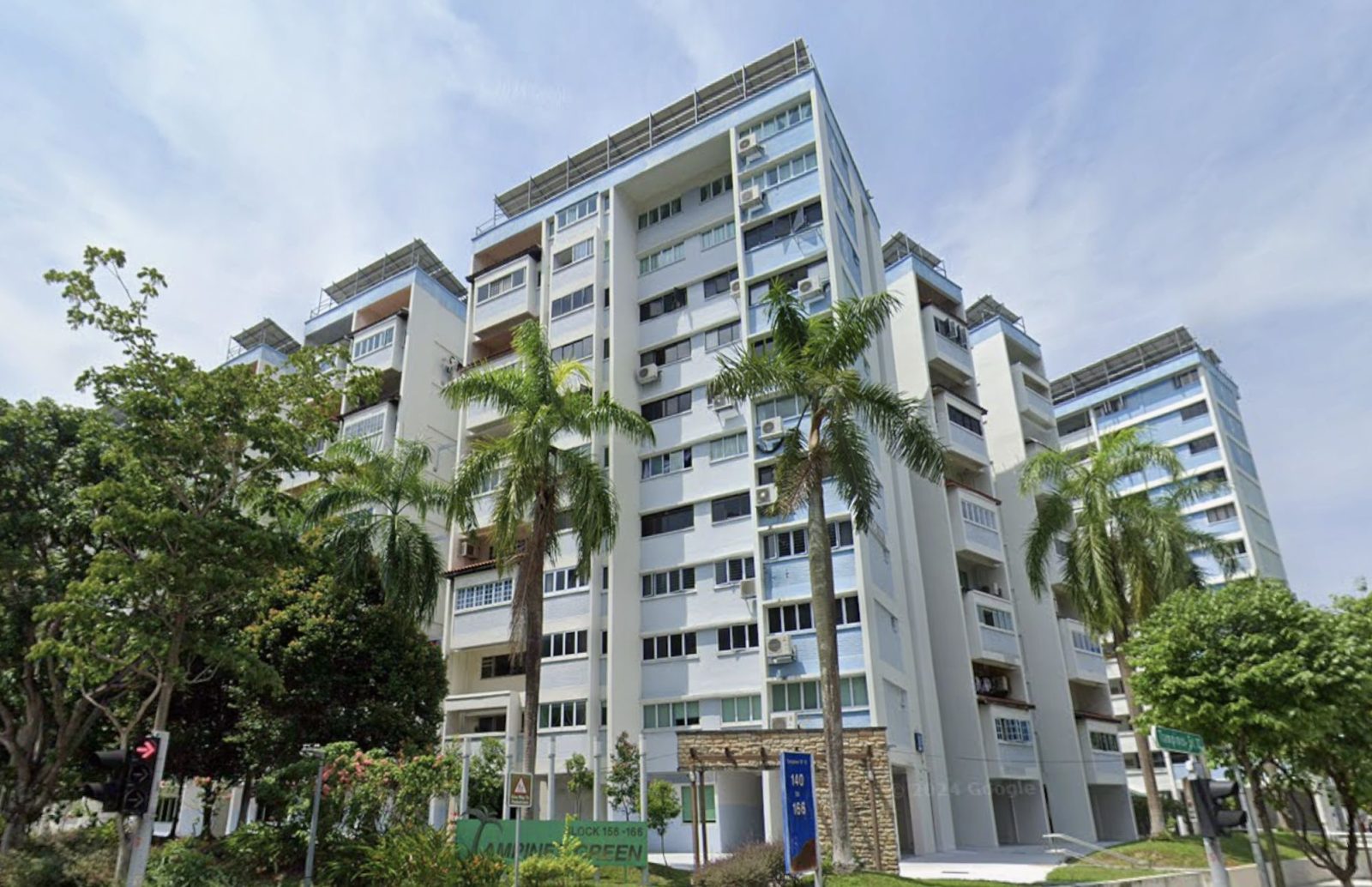A Rare Jumbo HDB In Tampines Just Hit $1.21M — Despite Just 57 Years Left On Its Lease