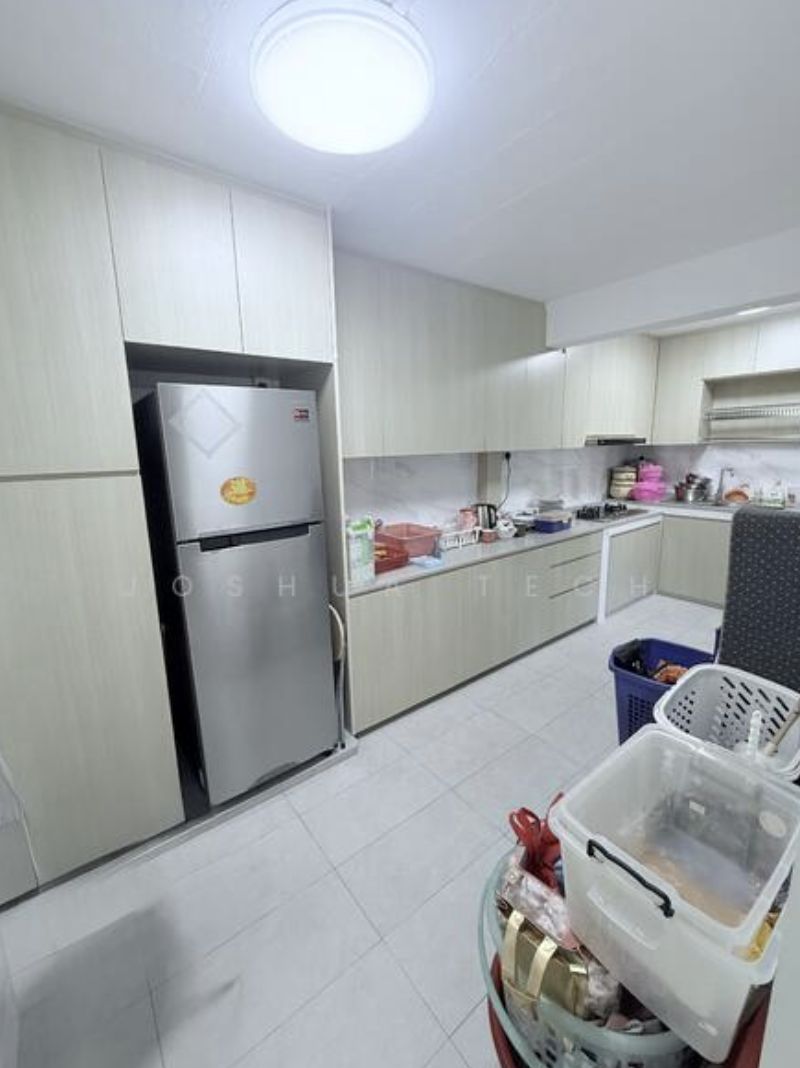 110 Spottiswoode Park Road 2