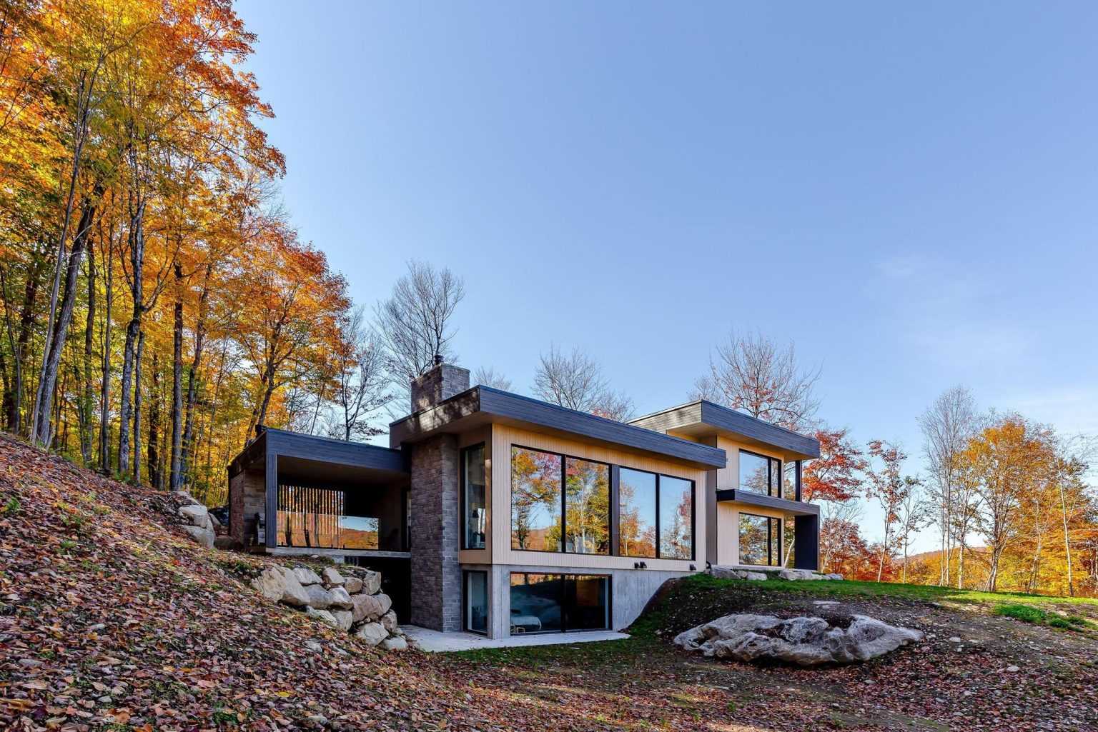 Modern Chalet Mont Blanc, Canada