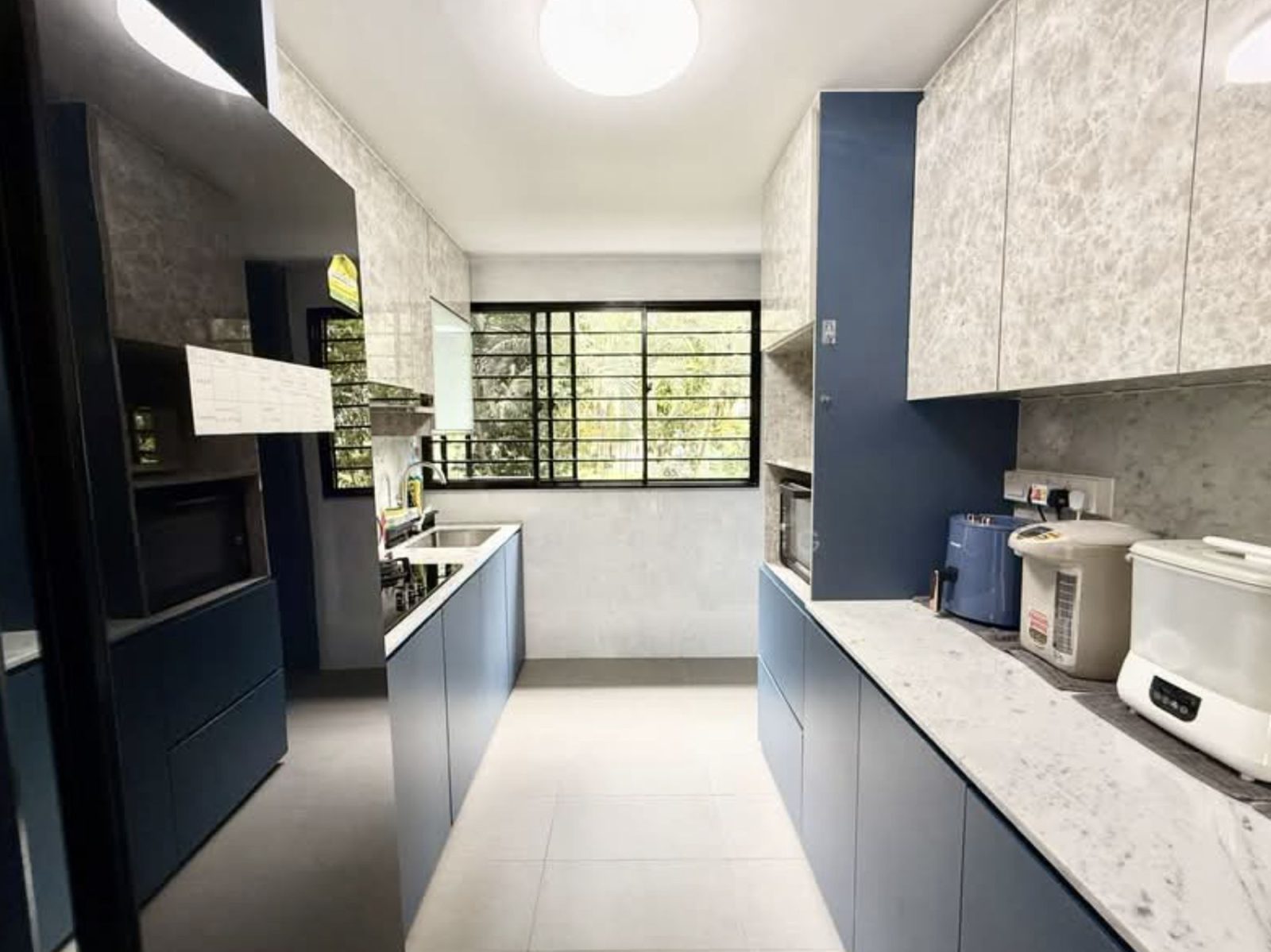 106 Henderson Crescent 2