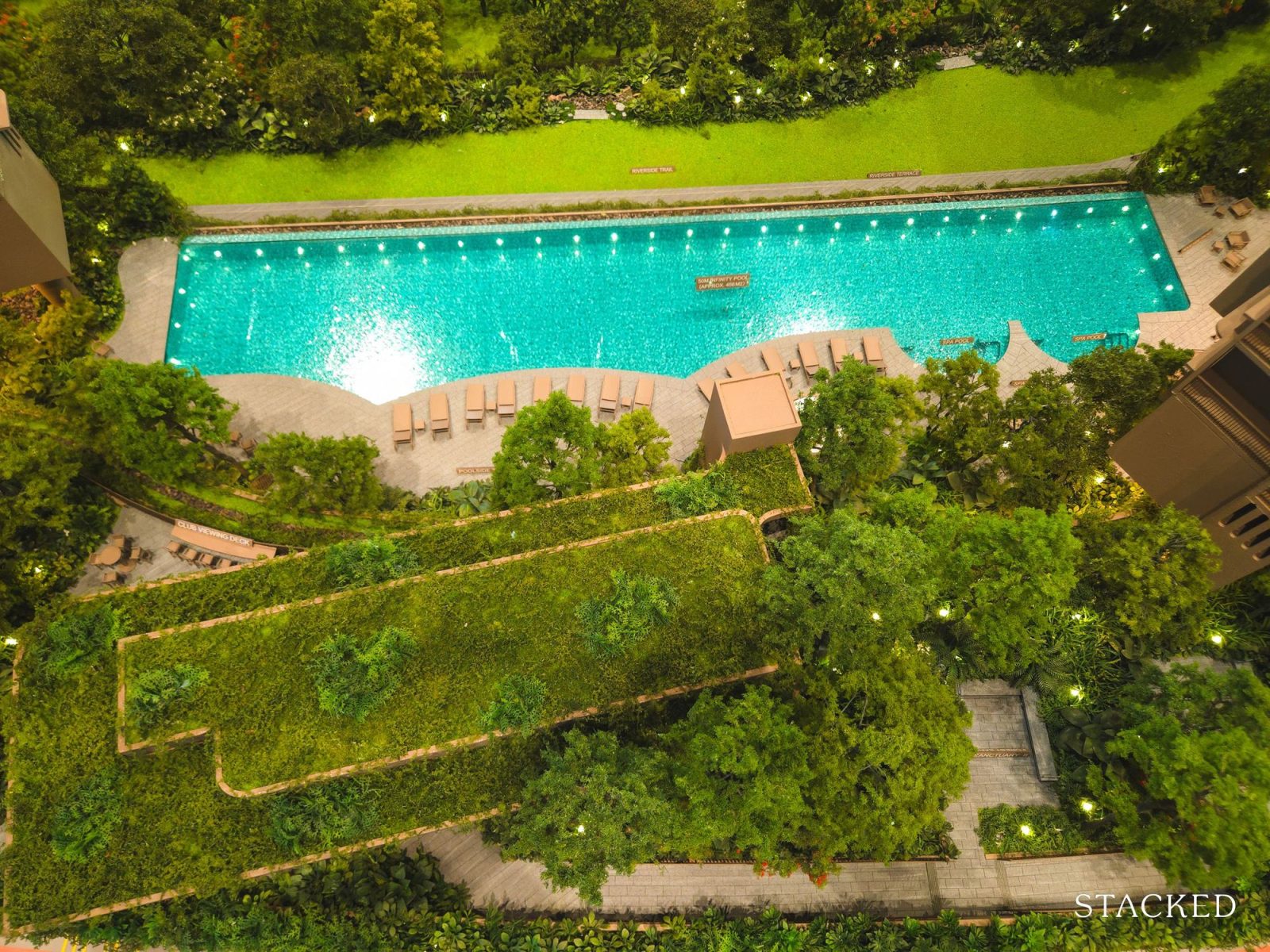 River Modern Model 16