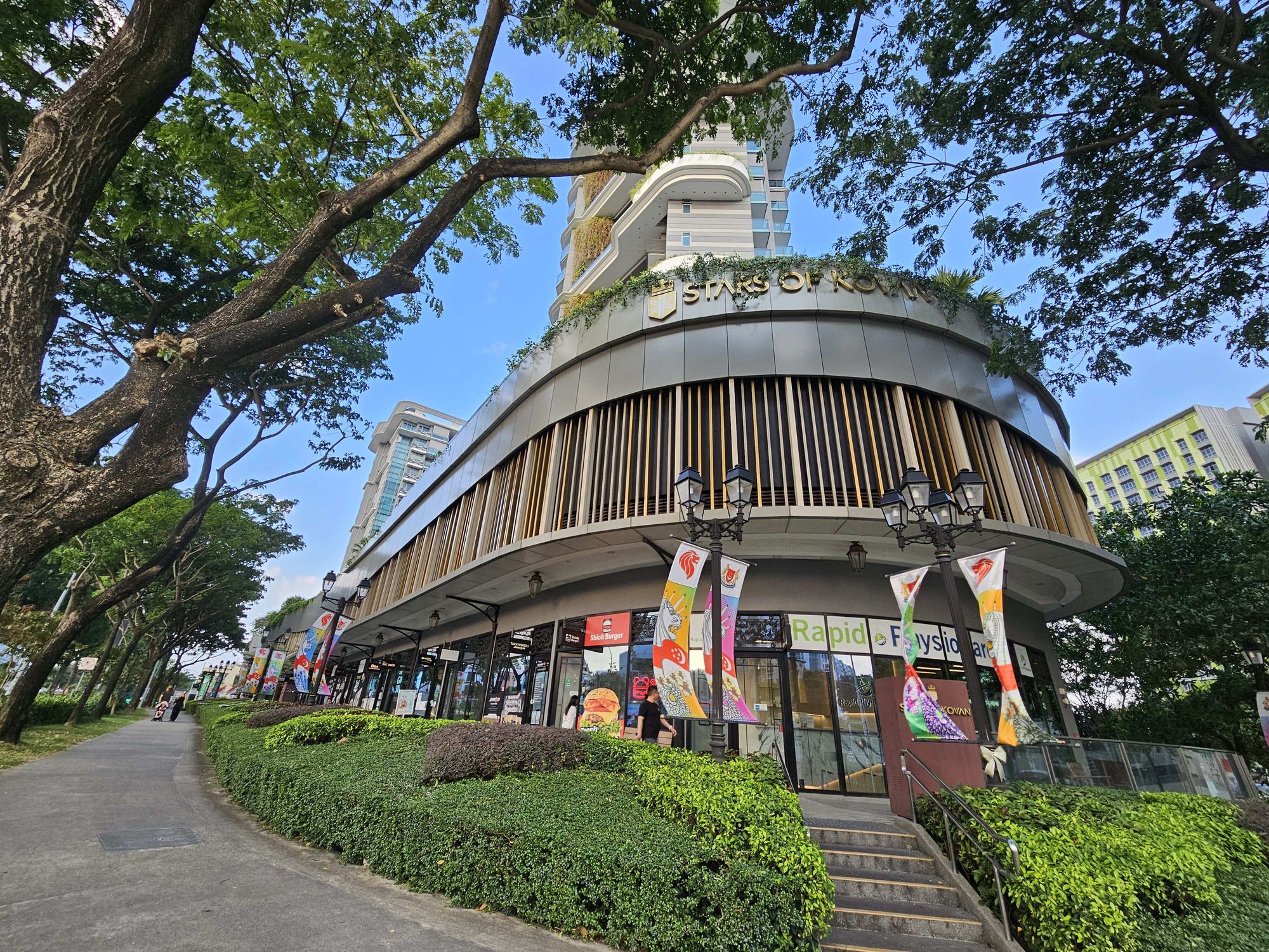 Stars of Kovan Retail