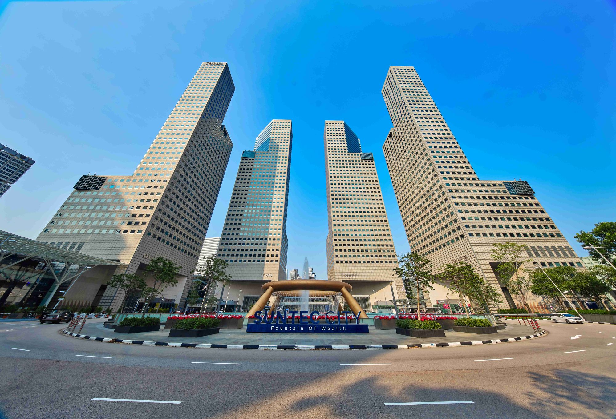 Suntec Mall (Credit Savills Singapore)
