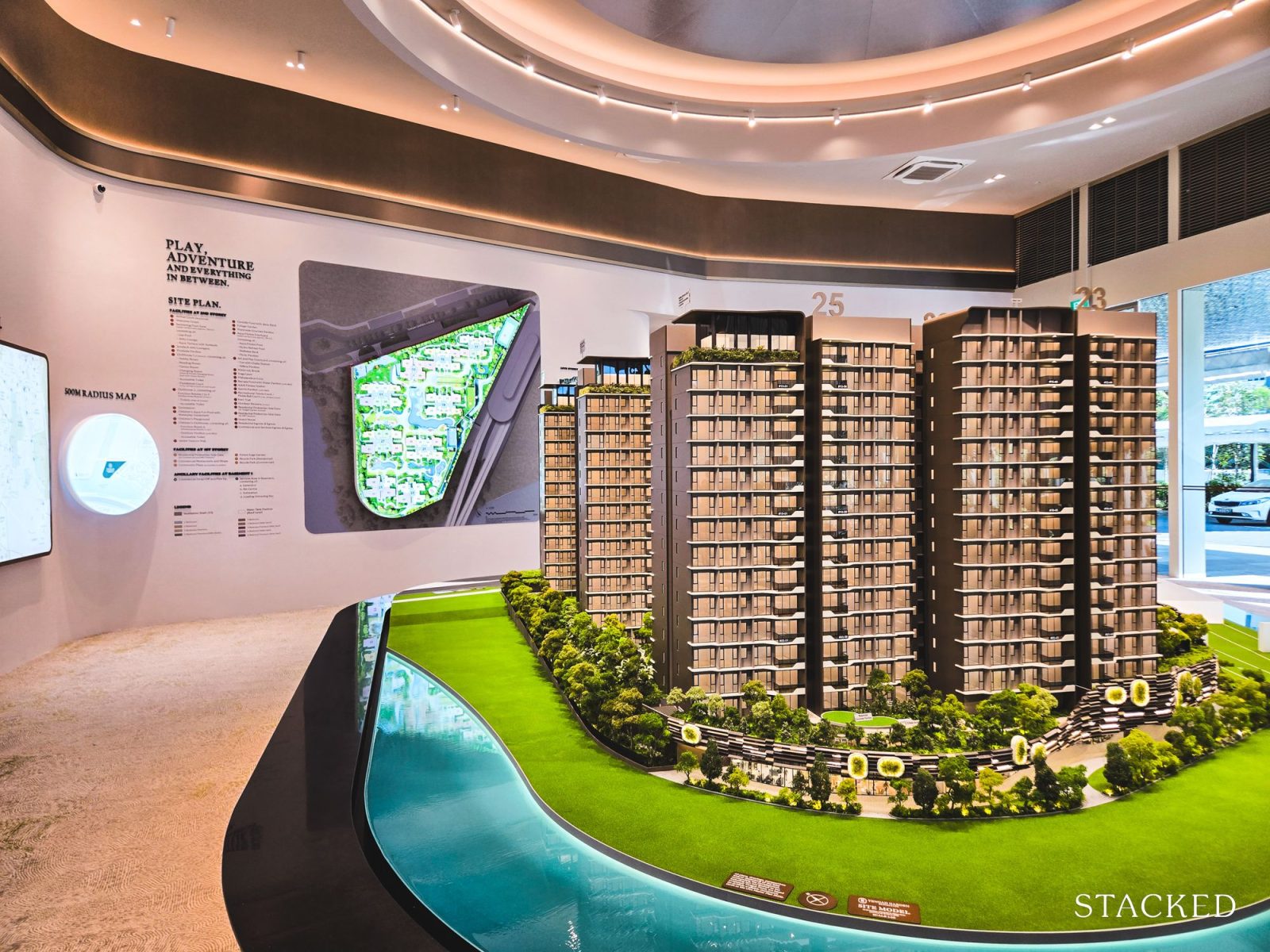 TENGAH GARDEN RESIDENCES SCALE MODEL 4