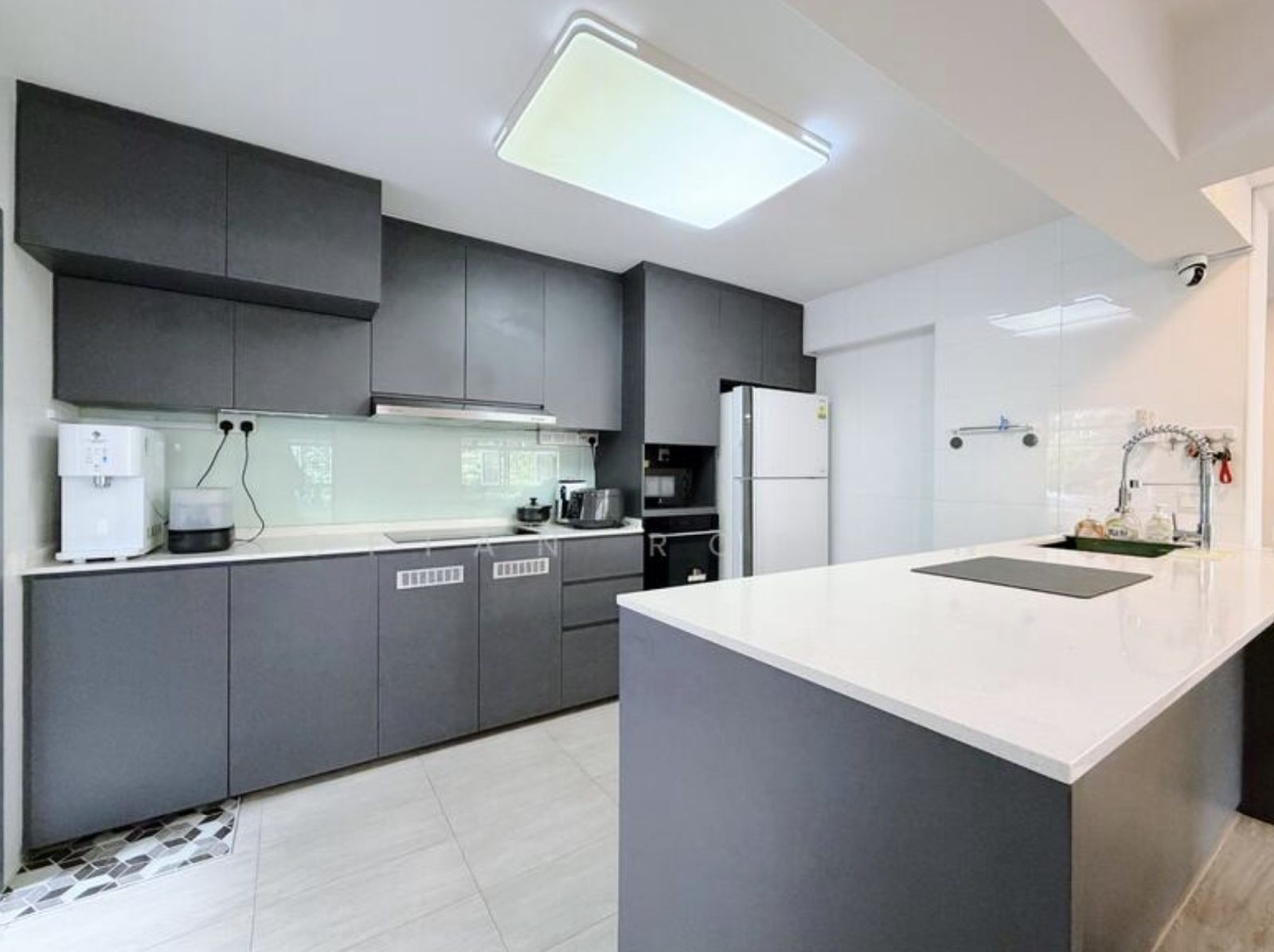 874B Tampines Street 85 1