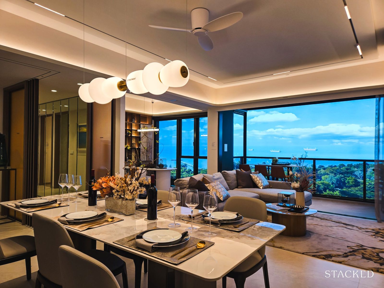 VELA BAY 5BR PVT LFT 3