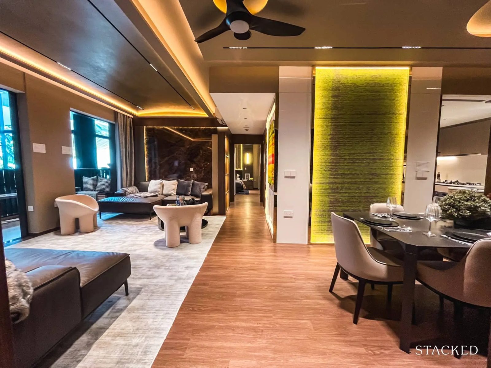 5 Bedroom Type E1 Living Room 8