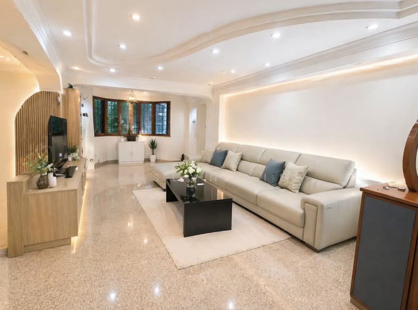 677 Choa Chu Kang Crescent 1