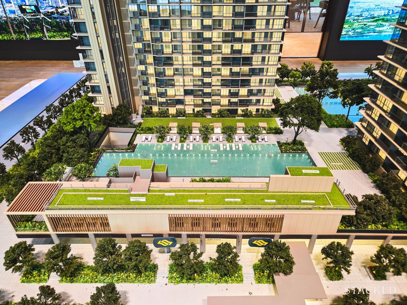 ONE MARINA GARDENS SCALE MODEL 6