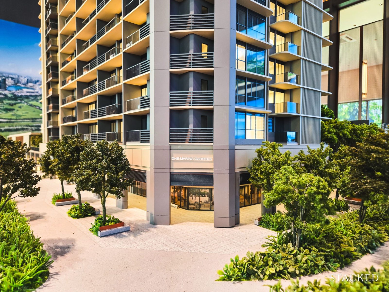 ONE MARINA GARDENS SCALE MODEL 10