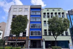 42 South Bridge Road