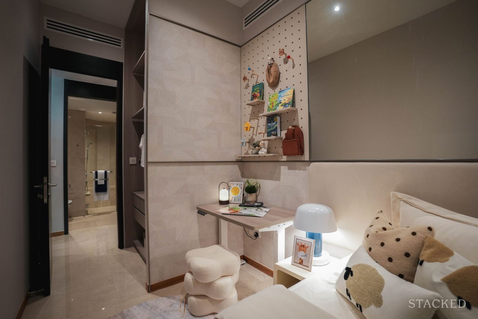 Concourse Skyline 4BR 13