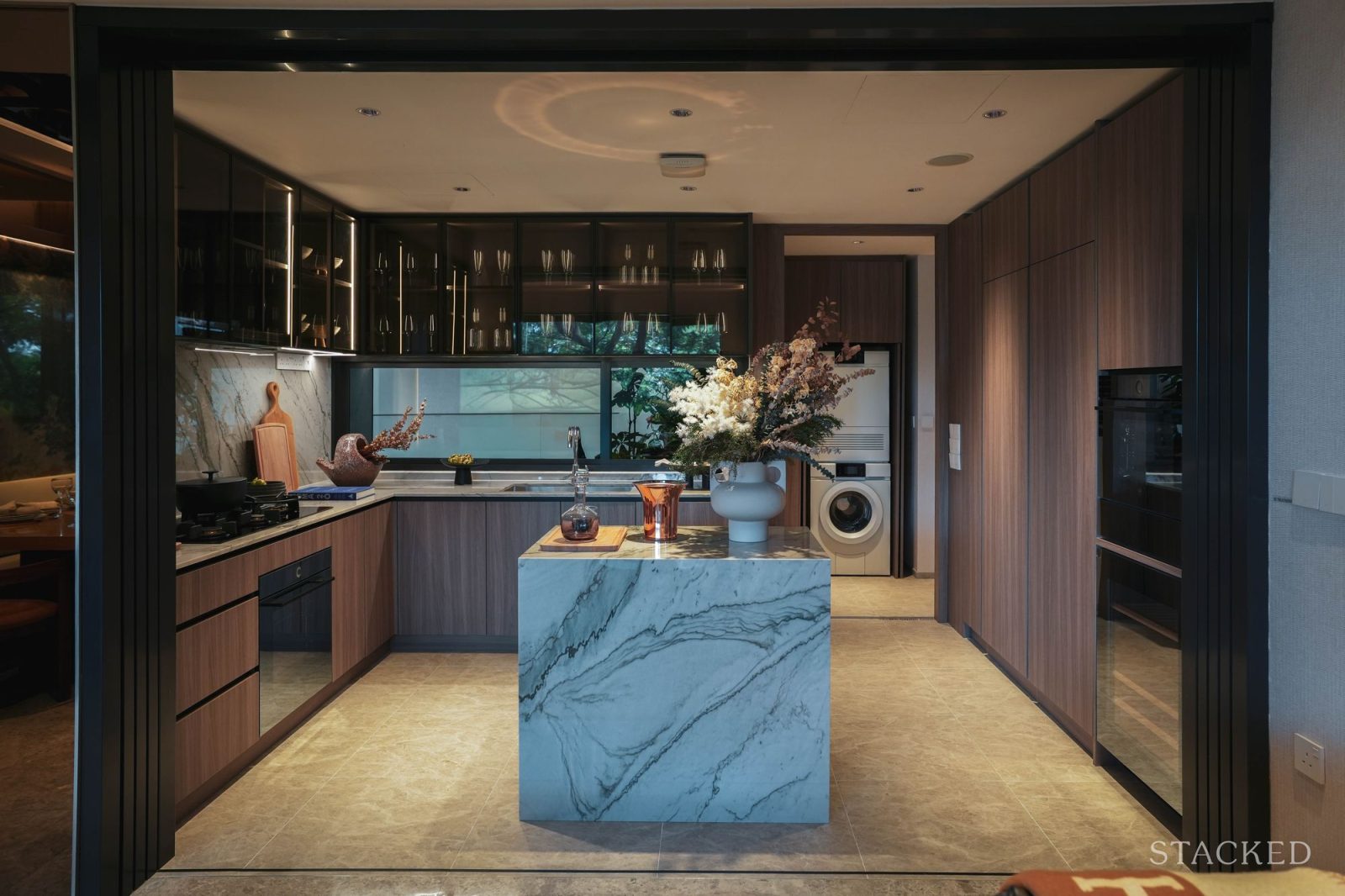 Meyer Blue 4BR Premium + Study 7