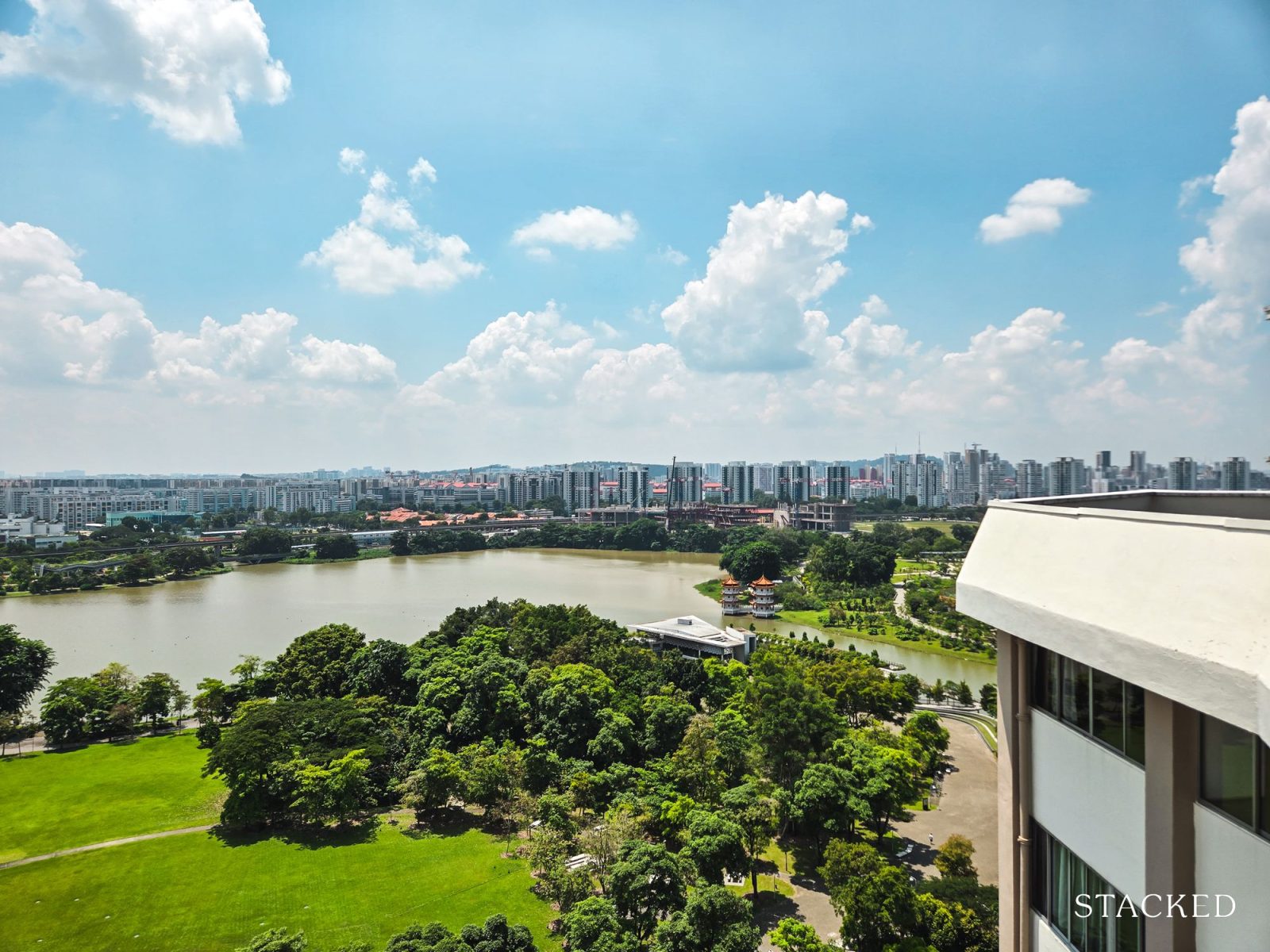 Lakeside Towers 8