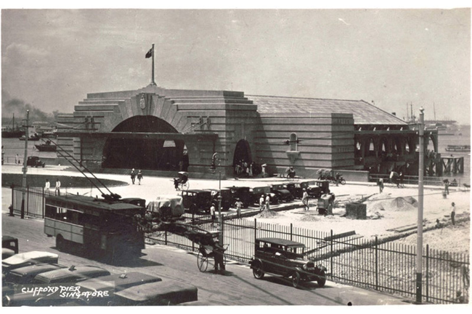 art deco elements of clifford pier