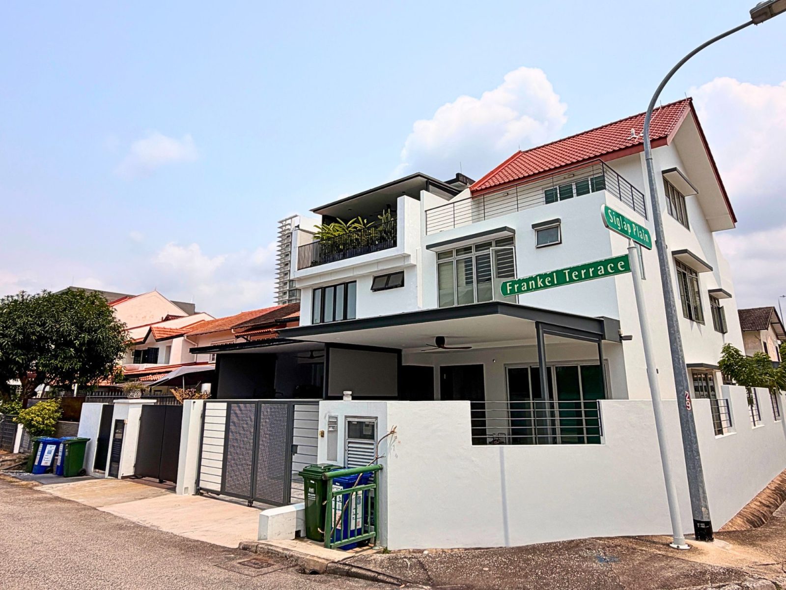 modern image of a corner terrace along frankel terrace
