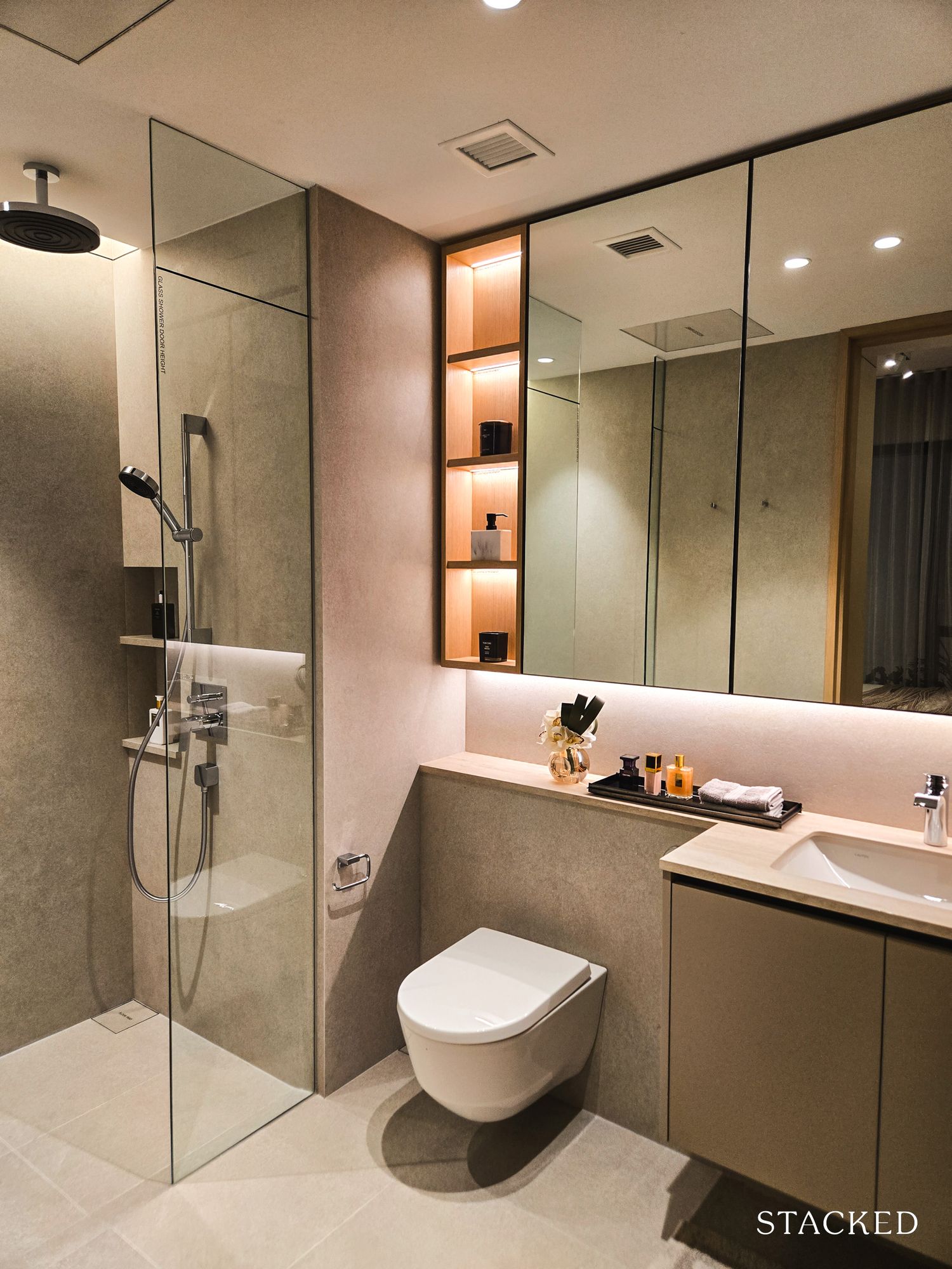 The Serra 2 Bedroom + Study 12